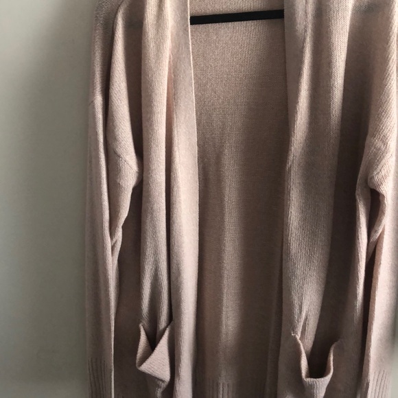 H&M Cardigan - Picture 2 of 5